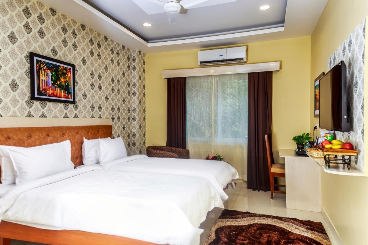 Hotel Royal Grande Vellore Exterior foto