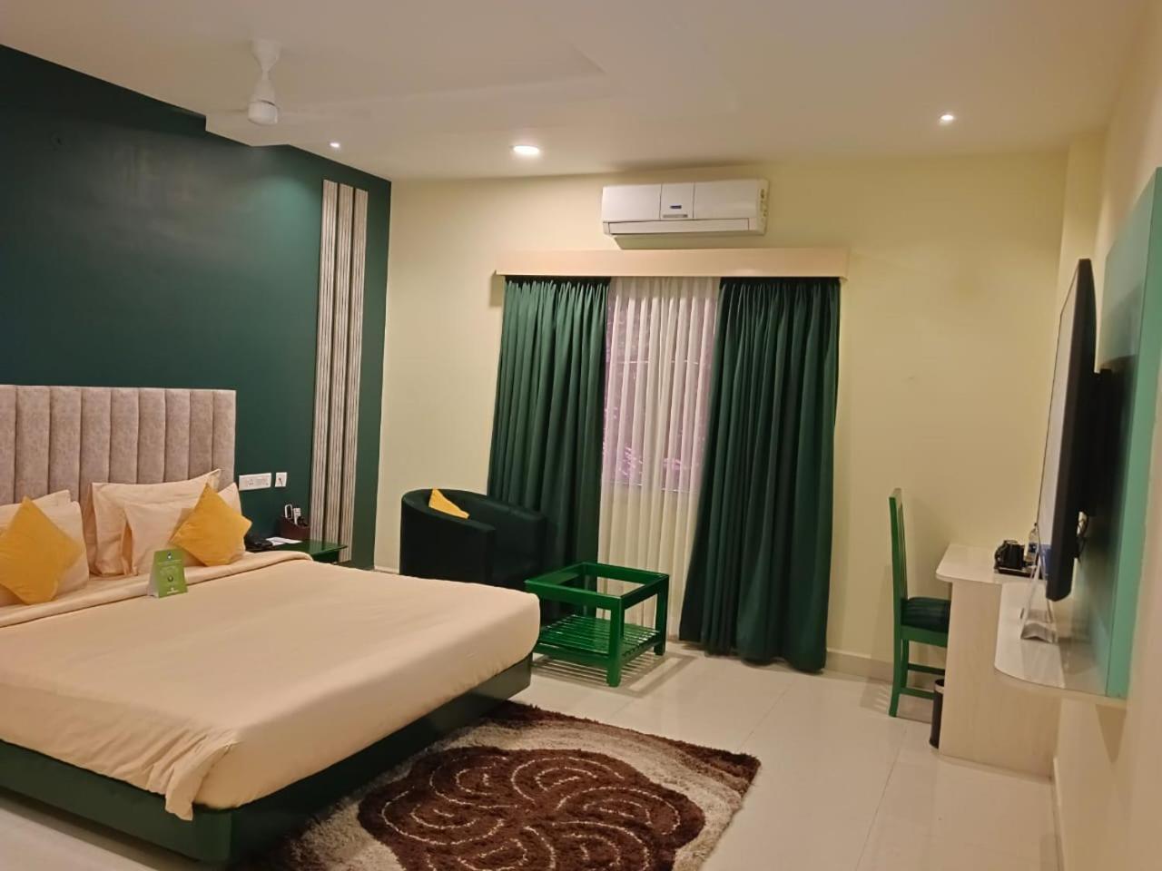 Hotel Royal Grande Vellore Exterior foto